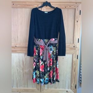 Egy soft velvety bottom floral belted knit modest dress size 1XL